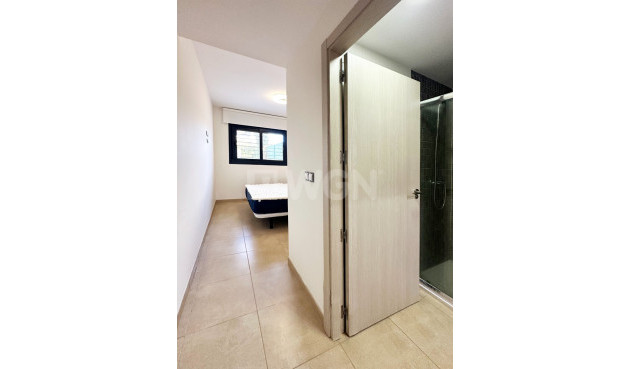 Odsprzedaż - Mieszkanie w bloku - Santa Pola - Costa Blanca
