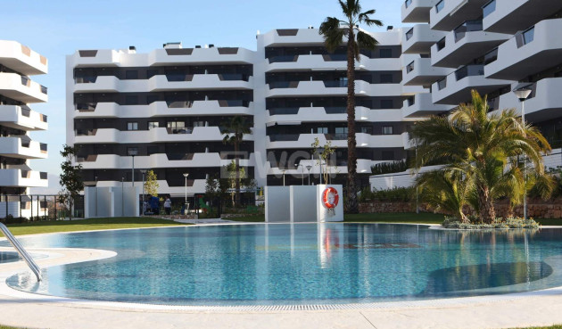 Odsprzedaż - Mieszkanie w bloku - Santa Pola - Costa Blanca