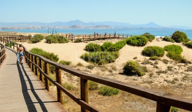Odsprzedaż - Mieszkanie w bloku - Santa Pola - Costa Blanca
