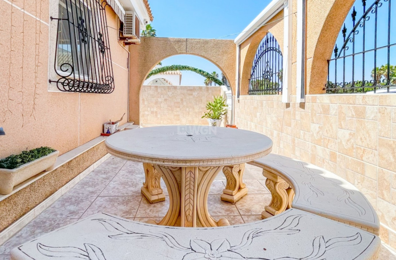 Odsprzedaż - Bungalow - Los Alcázares - Costa Calida