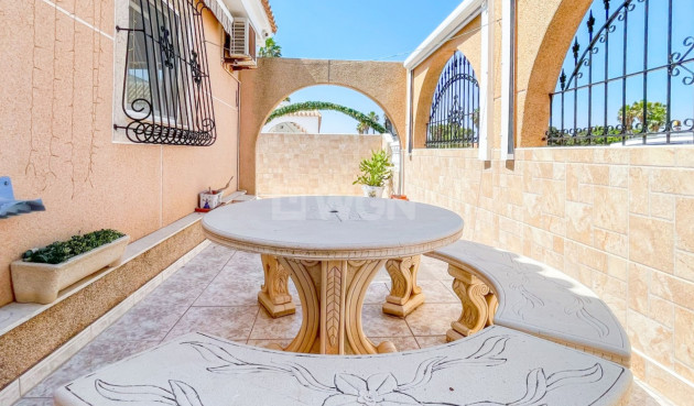 Odsprzedaż - Bungalow - Los Alcázares - Costa Calida