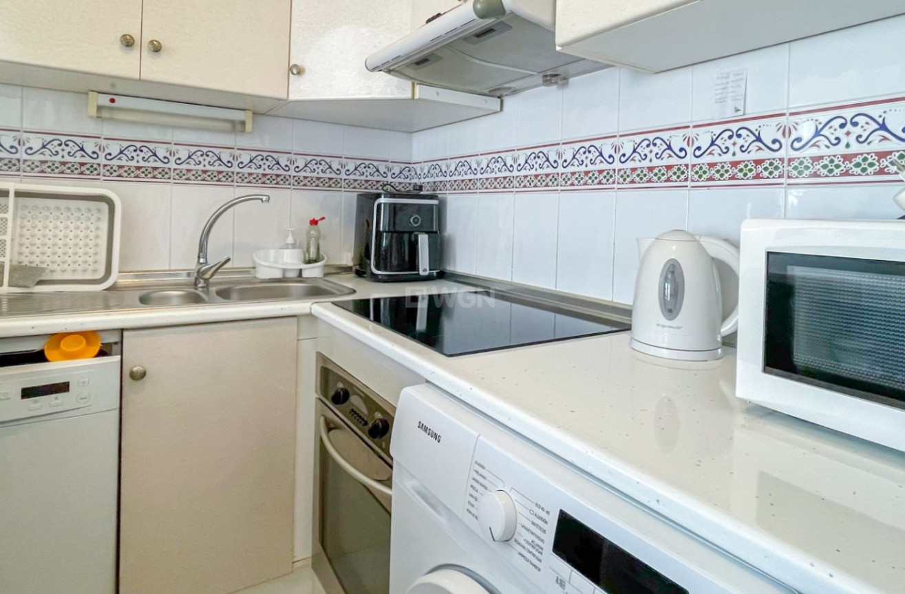 Odsprzedaż - Bungalow - Los Alcázares - Costa Calida