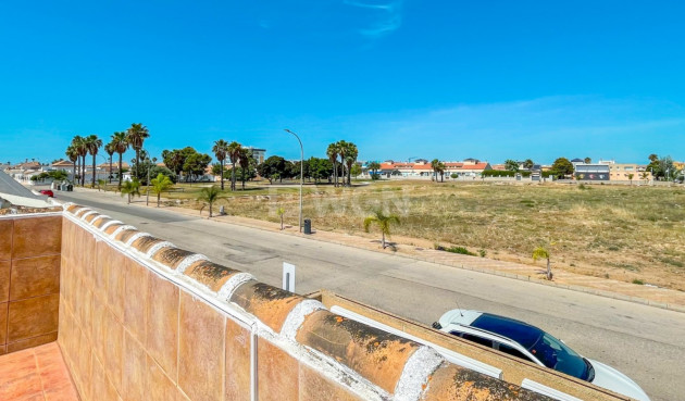 Odsprzedaż - Bungalow - Los Alcázares - Costa Calida