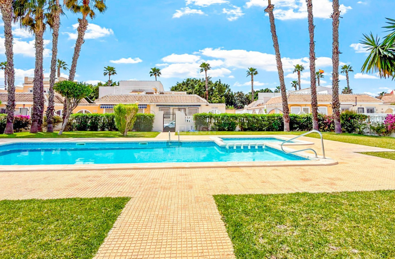 Odsprzedaż - Bungalow - Los Alcázares - Costa Calida