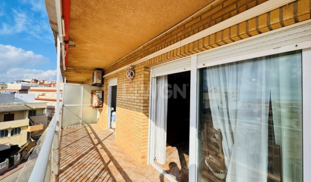 Odsprzedaż - Mieszkanie w bloku - La Mata - Costa Blanca