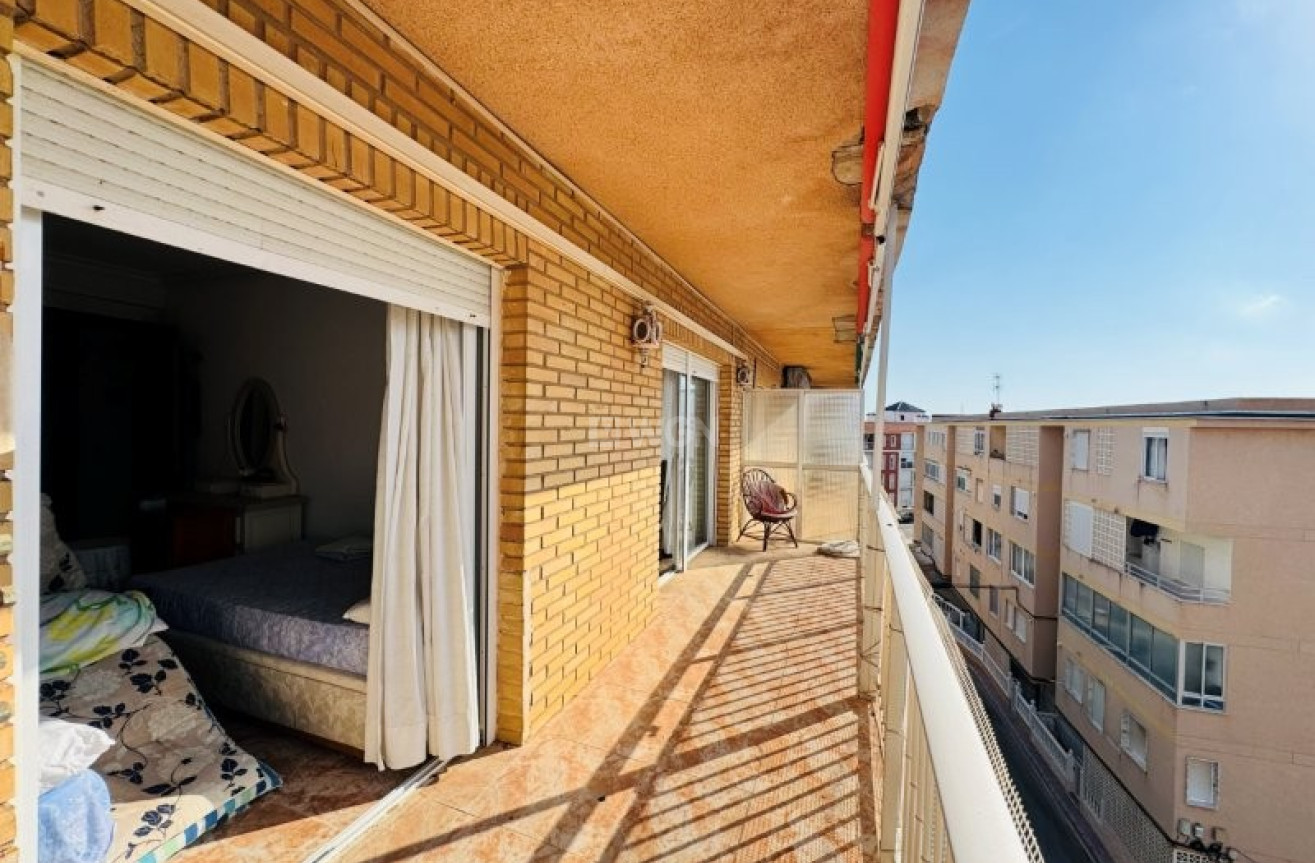 Odsprzedaż - Mieszkanie w bloku - La Mata - Costa Blanca
