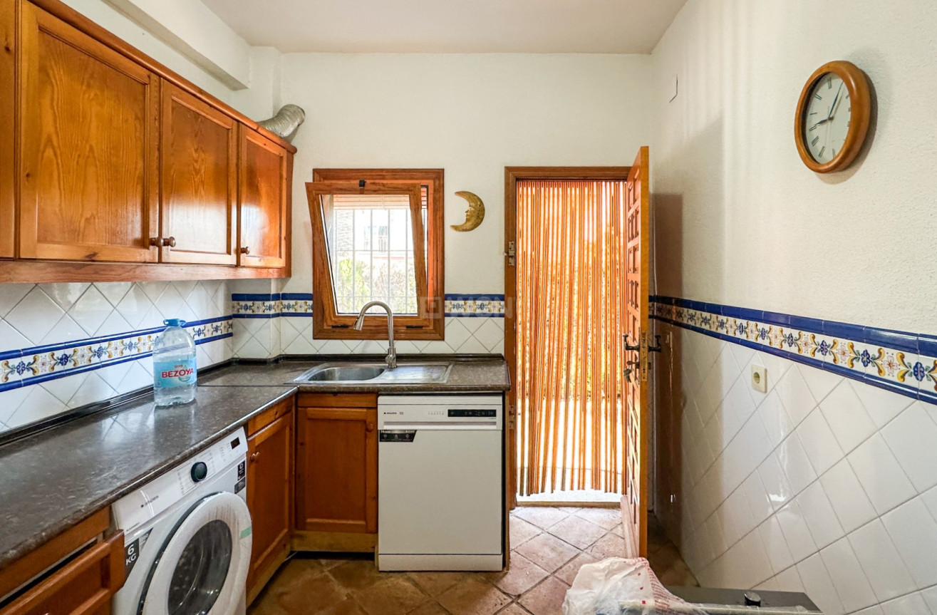 Odsprzedaż - Villa - Cabo Roig - Costa Blanca