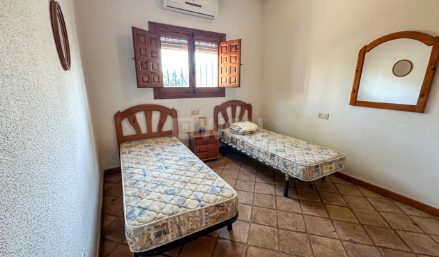 Odsprzedaż - Villa - Cabo Roig - Costa Blanca
