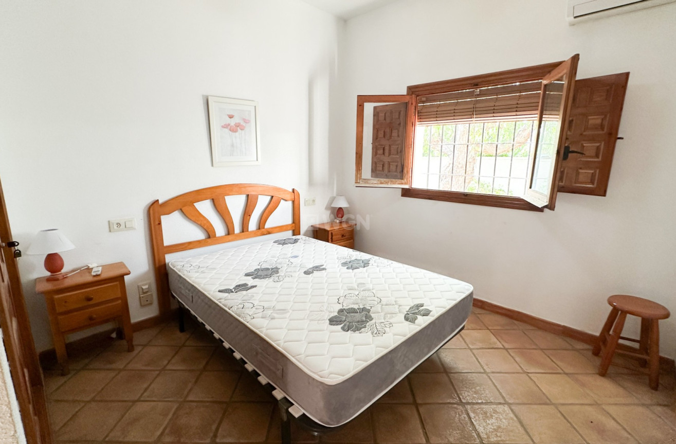 Odsprzedaż - Villa - Cabo Roig - Costa Blanca
