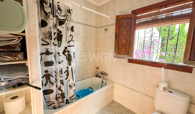Odsprzedaż - Villa - Cabo Roig - Costa Blanca