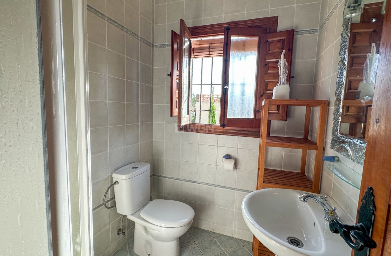 Odsprzedaż - Villa - Cabo Roig - Costa Blanca