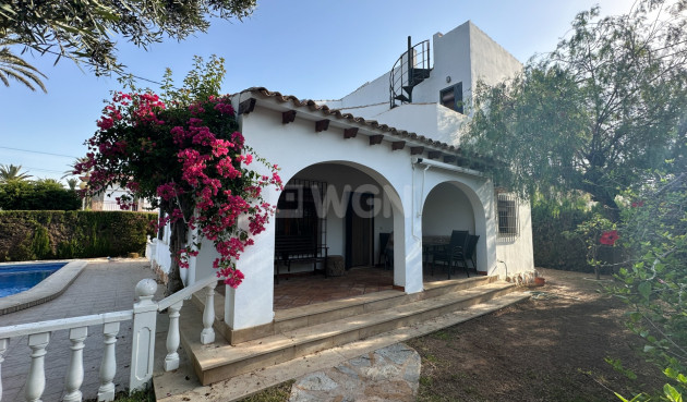 Odsprzedaż - Villa - Cabo Roig - Costa Blanca