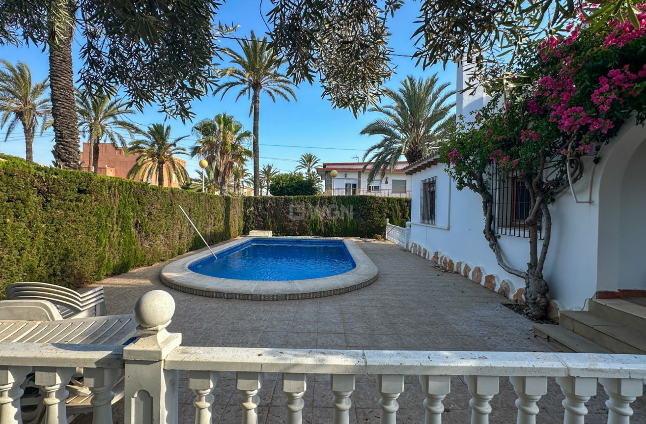 Odsprzedaż - Villa - Cabo Roig - Costa Blanca