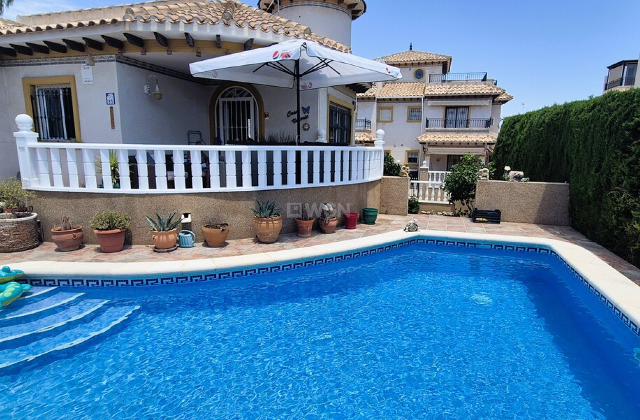 Odsprzedaż - Villa - Villamartin - Costa Blanca