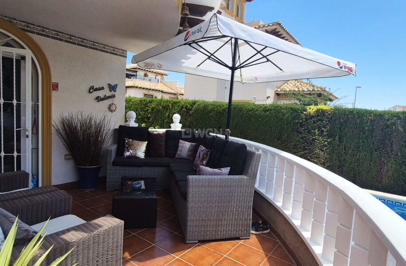 Odsprzedaż - Villa - Villamartin - Costa Blanca