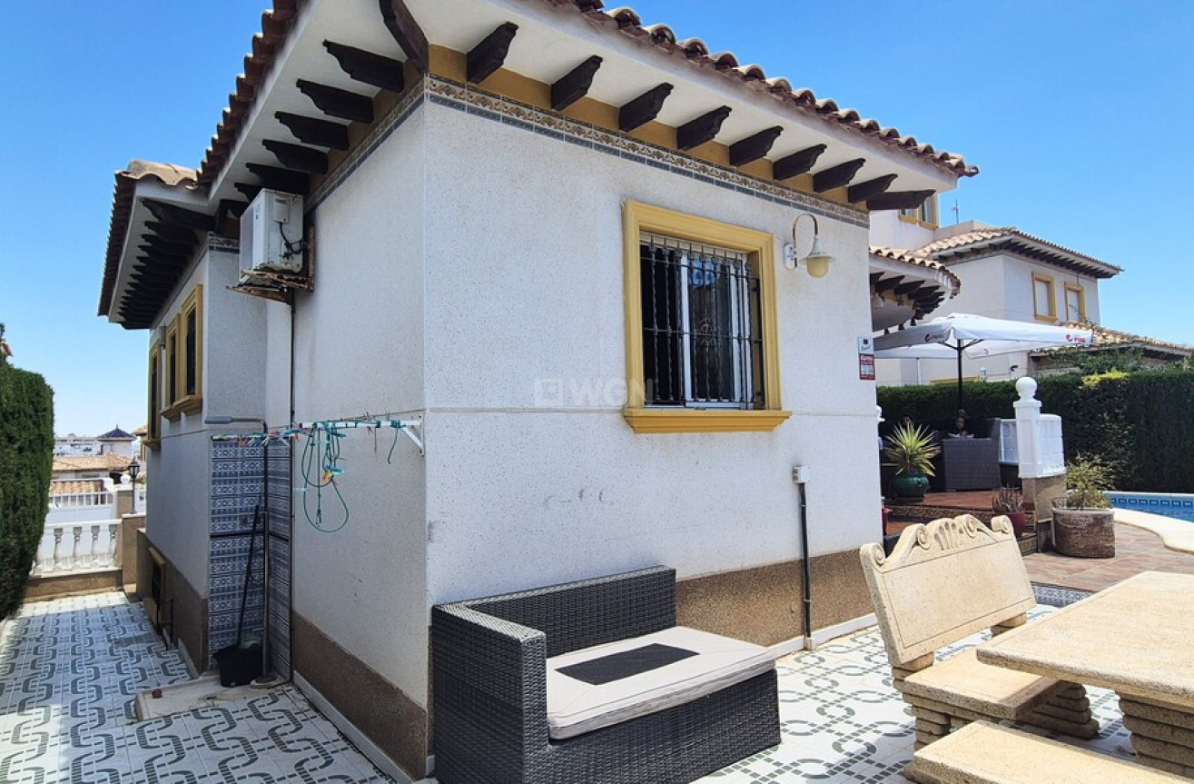 Odsprzedaż - Villa - Villamartin - Costa Blanca