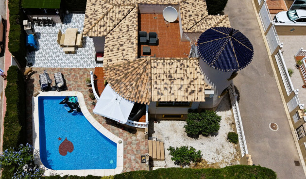 Odsprzedaż - Villa - Villamartin - Costa Blanca