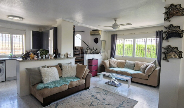 Odsprzedaż - Villa - Villamartin - Costa Blanca