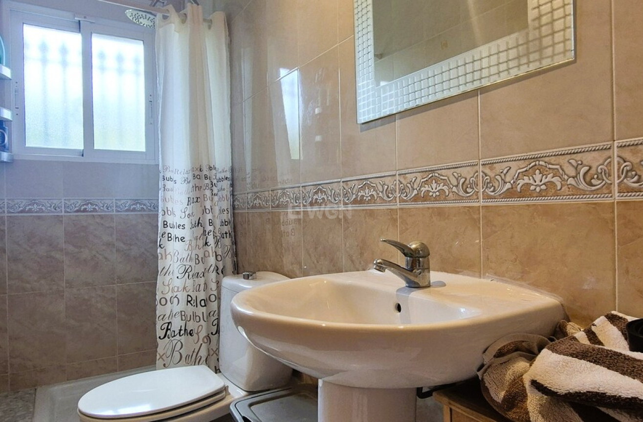 Odsprzedaż - Villa - Villamartin - Costa Blanca