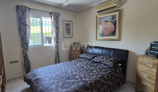 Odsprzedaż - Villa - Villamartin - Costa Blanca