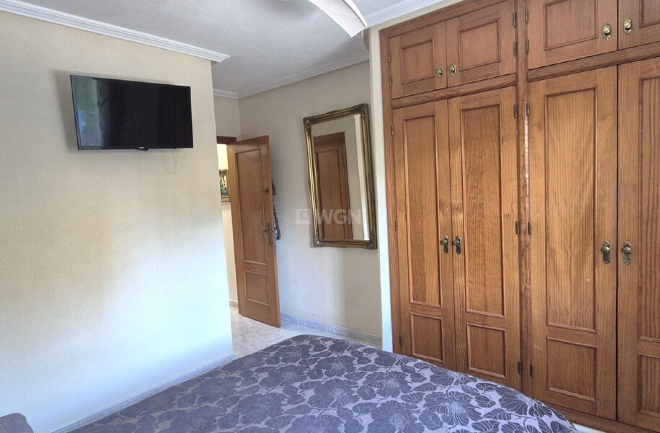 Odsprzedaż - Villa - Villamartin - Costa Blanca