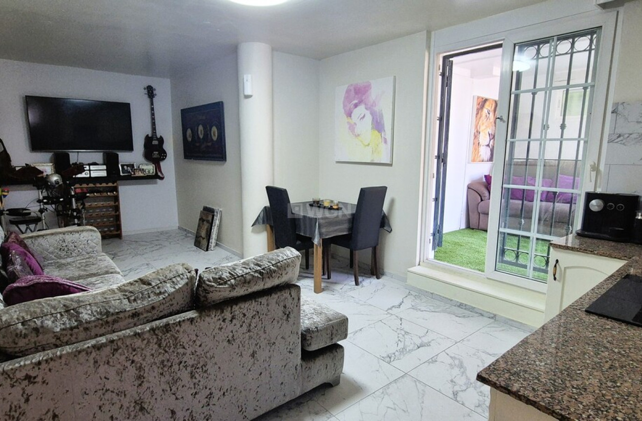 Odsprzedaż - Villa - Villamartin - Costa Blanca