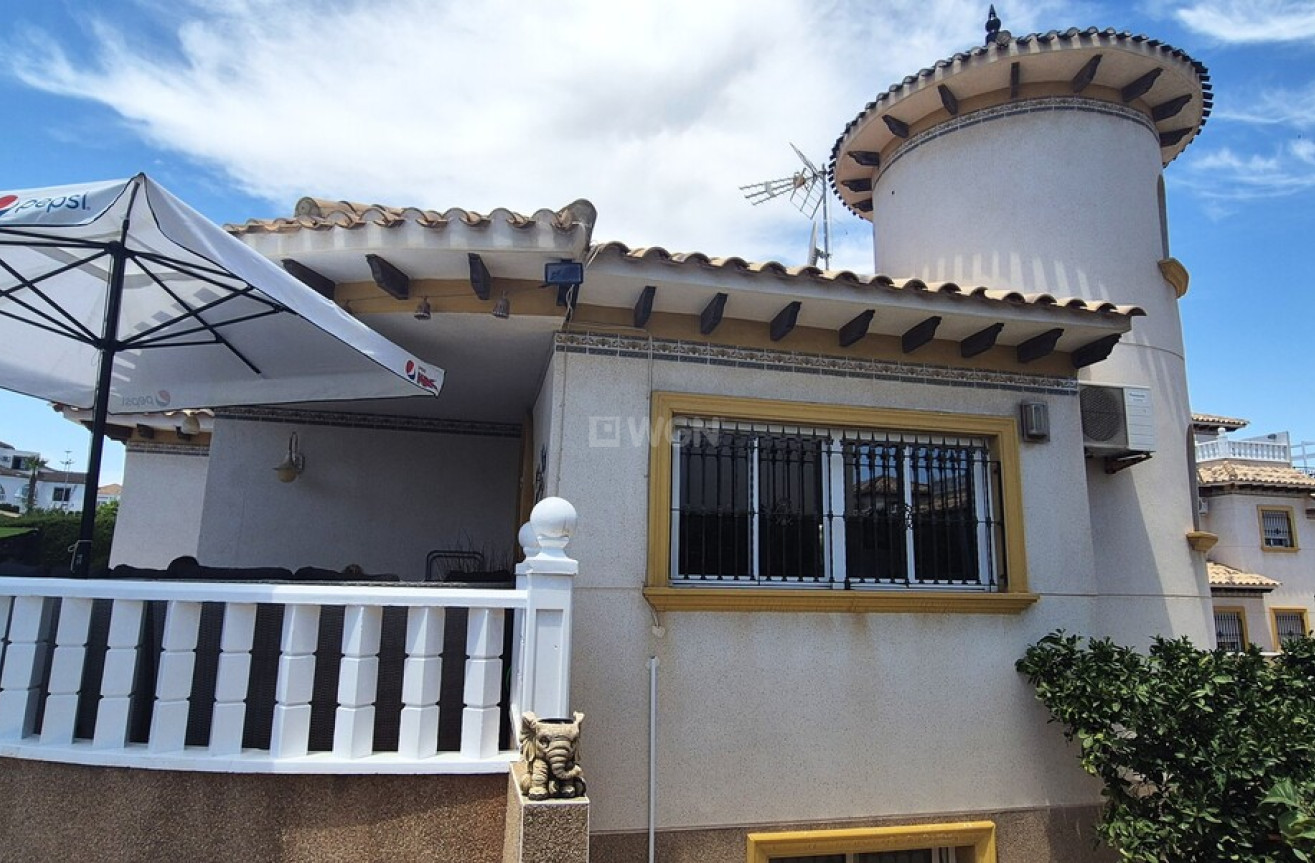 Odsprzedaż - Villa - Villamartin - Costa Blanca