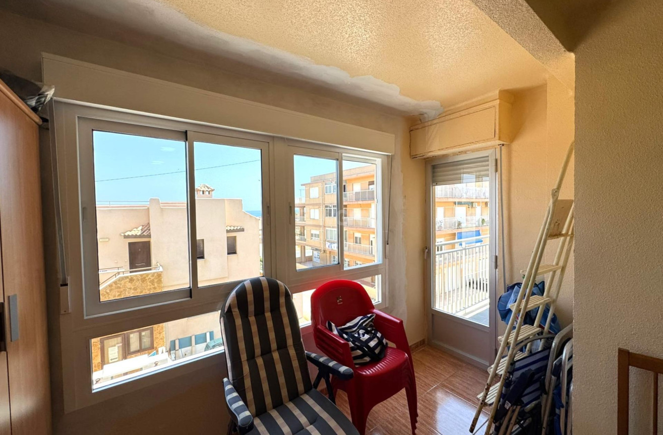 Odsprzedaż - Mieszkanie w bloku - Torrevieja - Miramar - Torre Del Moro