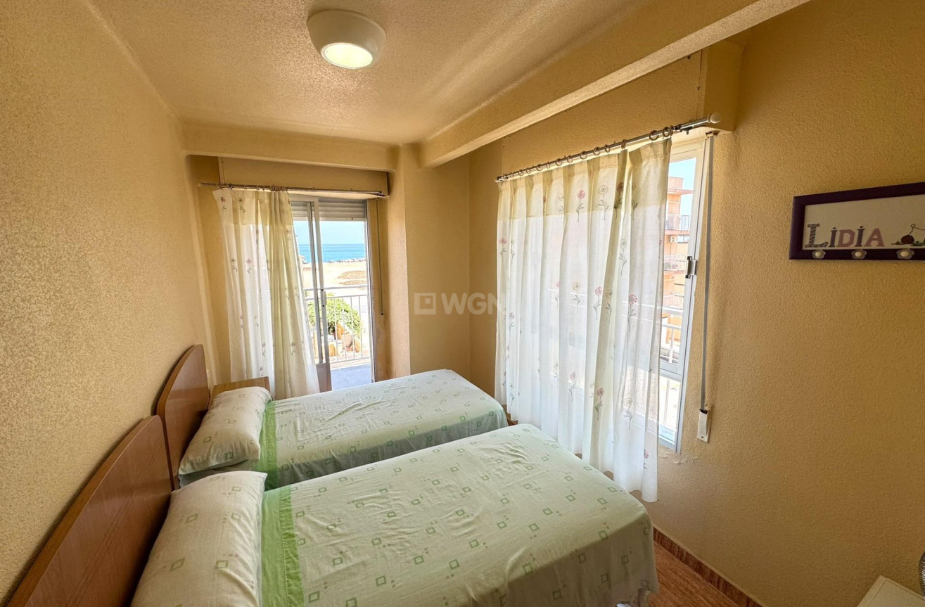 Odsprzedaż - Mieszkanie w bloku - Torrevieja - Miramar - Torre Del Moro