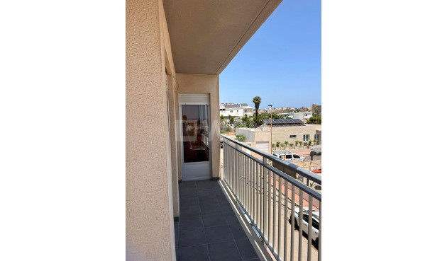 Odsprzedaż - Mieszkanie w bloku - Torrevieja - Miramar - Torre Del Moro
