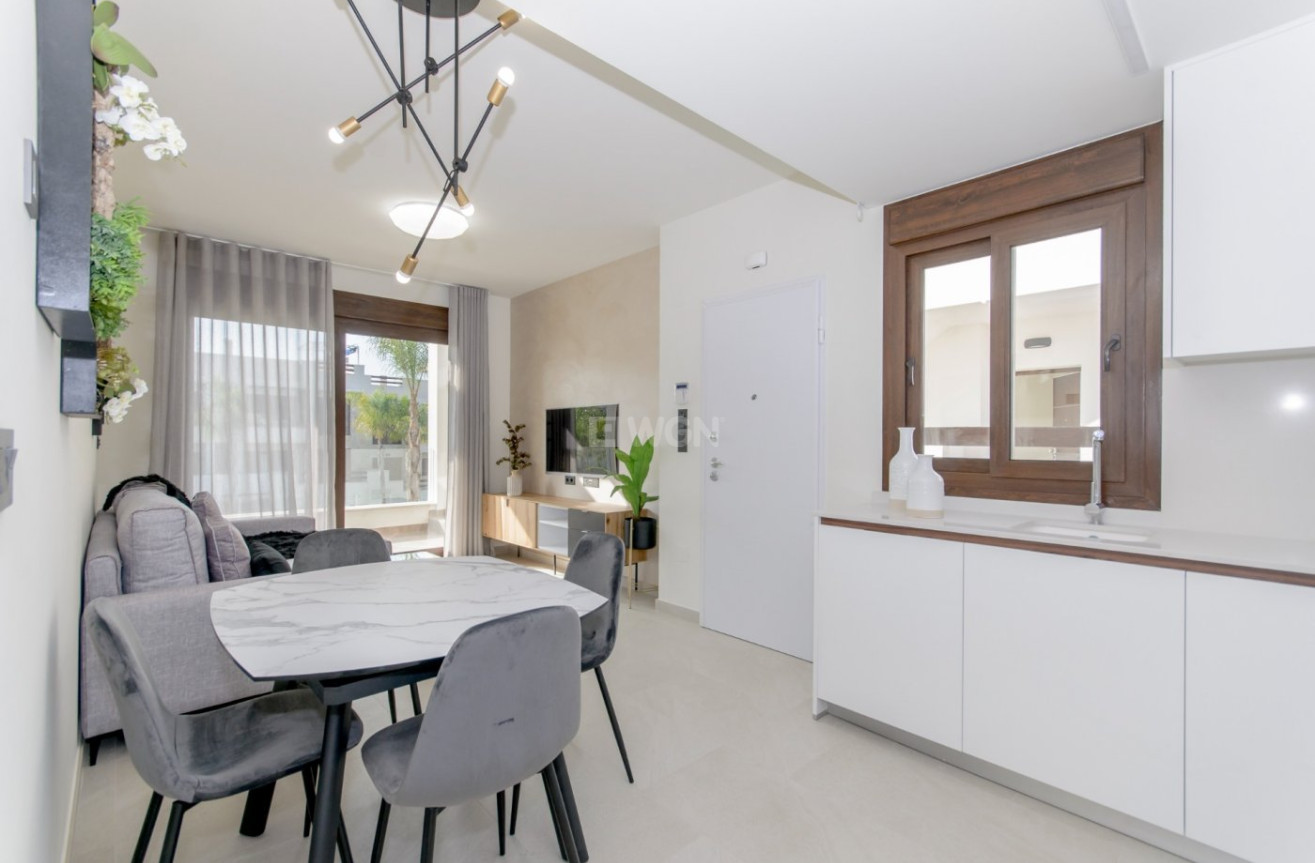 Nowy budynek - Bungalow - Torrevieja - Los Balcones
