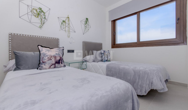 Nowy budynek - Bungalow - Torrevieja - Los Balcones