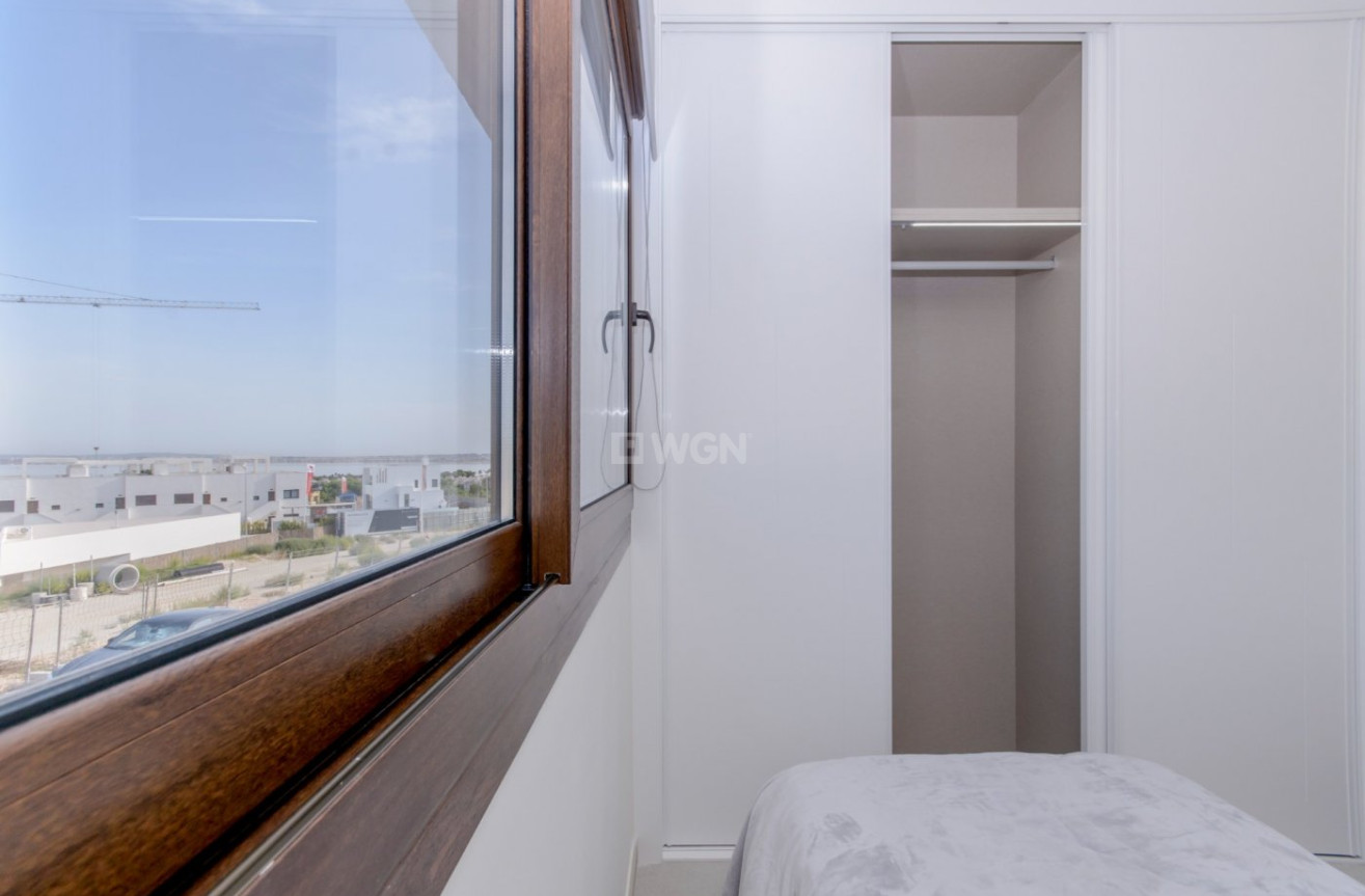 Nowy budynek - Bungalow - Torrevieja - Los Balcones