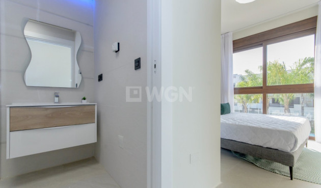 Nowy budynek - Bungalow - Torrevieja - Los Balcones