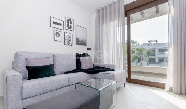 Nowy budynek - Bungalow - Torrevieja - Los Balcones