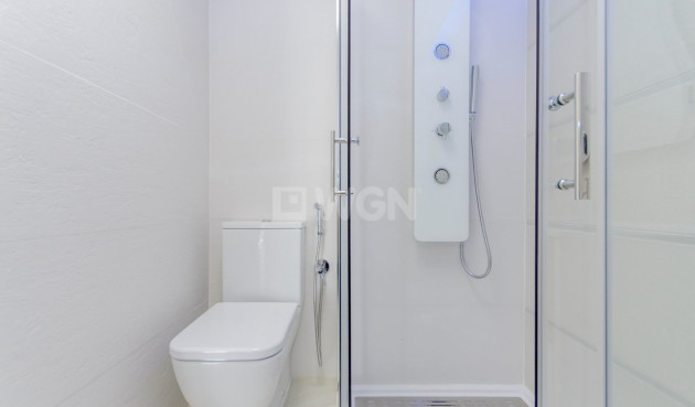 Nowy budynek - Bungalow - Torrevieja - Los Balcones
