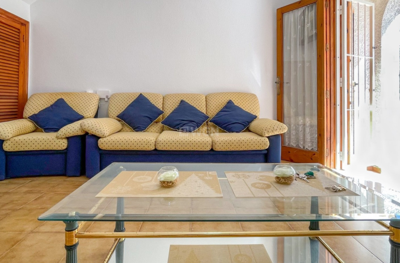 Odsprzedaż - Kamienica - Orihuela Costa - Costa Blanca