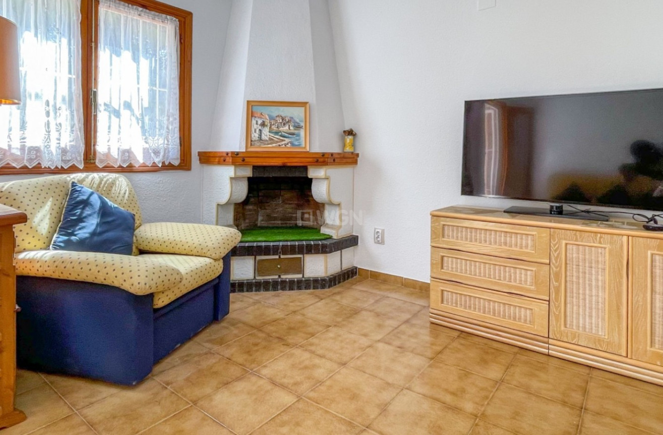 Odsprzedaż - Kamienica - Orihuela Costa - Costa Blanca