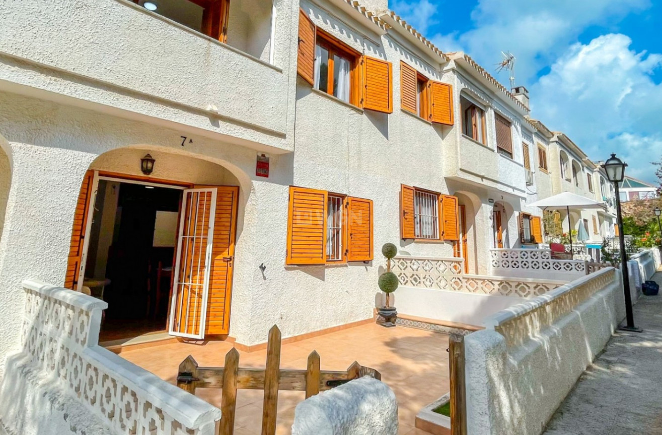 Odsprzedaż - Kamienica - Orihuela Costa - Costa Blanca