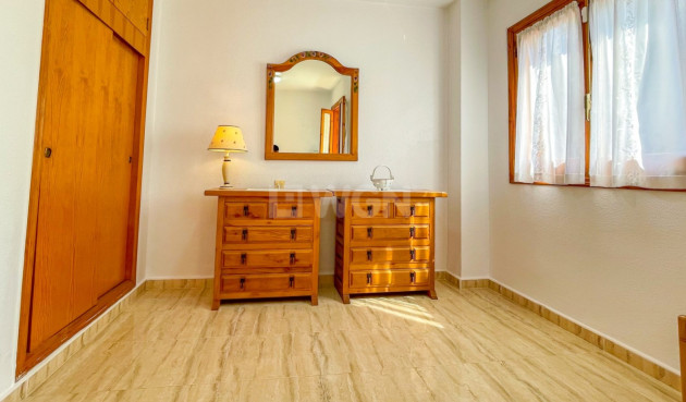 Odsprzedaż - Kamienica - Orihuela Costa - Costa Blanca