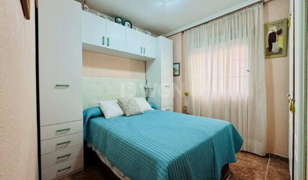 Odsprzedaż - Mieszkanie w bloku - La Mata - Costa Blanca