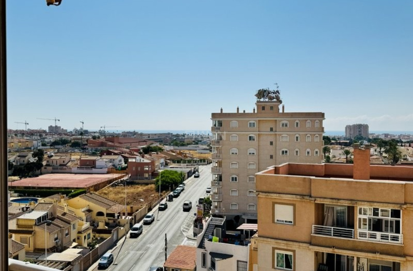Odsprzedaż - Mieszkanie w bloku - Torrevieja - Costa Blanca