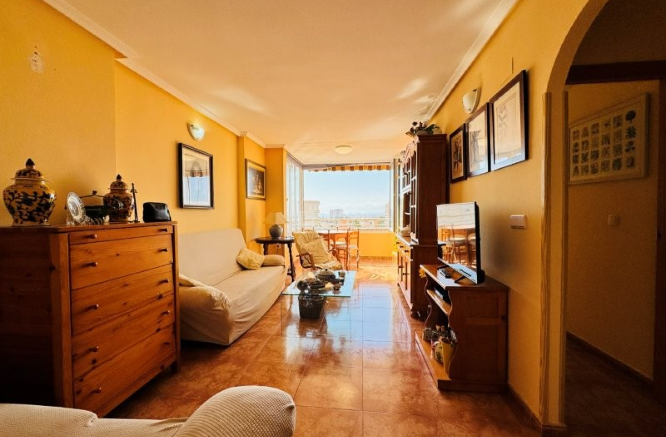 Odsprzedaż - Mieszkanie w bloku - Torrevieja - Costa Blanca