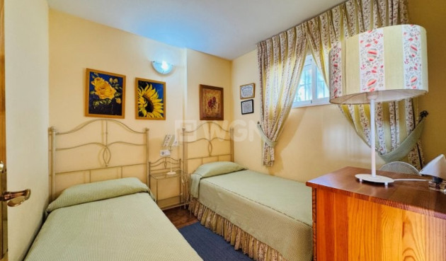 Odsprzedaż - Mieszkanie w bloku - Torrevieja - Costa Blanca