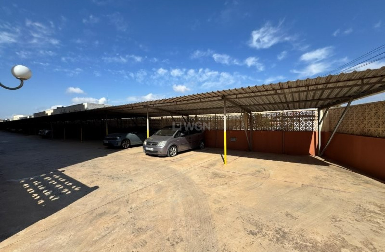 Odsprzedaż - Mieszkanie w bloku - Torrevieja - Costa Blanca