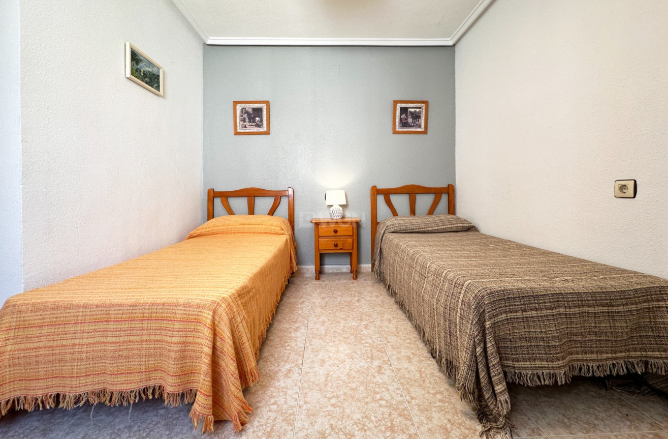 Odsprzedaż - Bungalow - Torrevieja - Costa Blanca