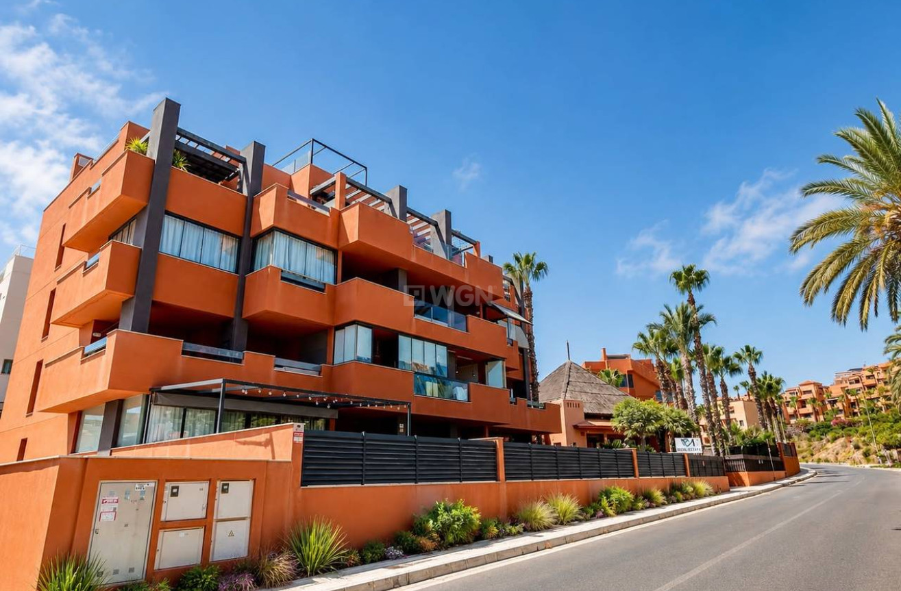 Odsprzedaż - Mieszkanie w bloku - Villamartin - Costa Blanca