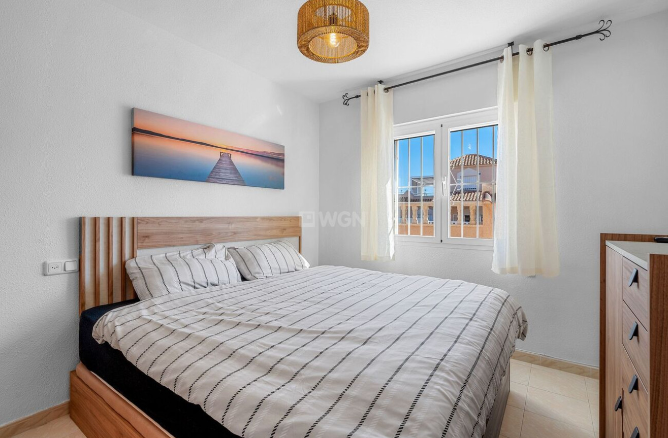 Odsprzedaż - Bungalow - Torrevieja - Los Balcones