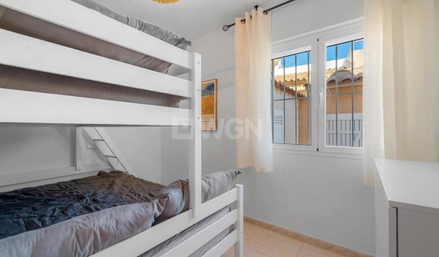 Odsprzedaż - Bungalow - Torrevieja - Los Balcones