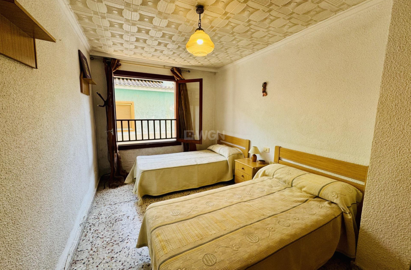 Odsprzedaż - Mieszkanie w bloku - Formentera del Segura - Pueblo 5
